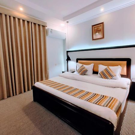 Al Mokhmalia Serviced Apartments Medína Exteriér fotografie
