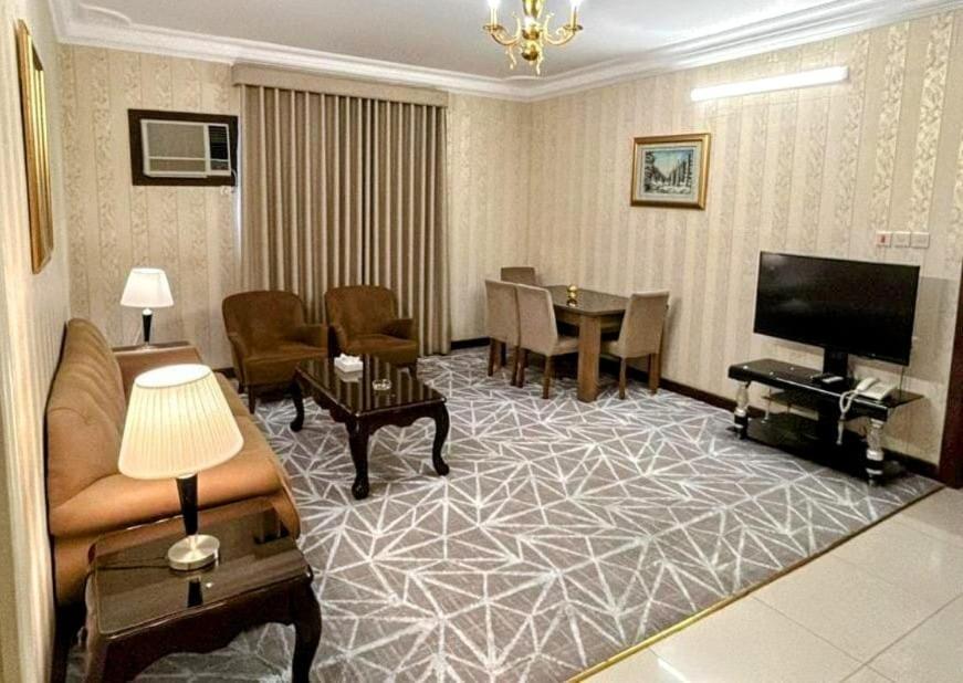 Al Mokhmalia Serviced Apartments Medína Exteriér fotografie