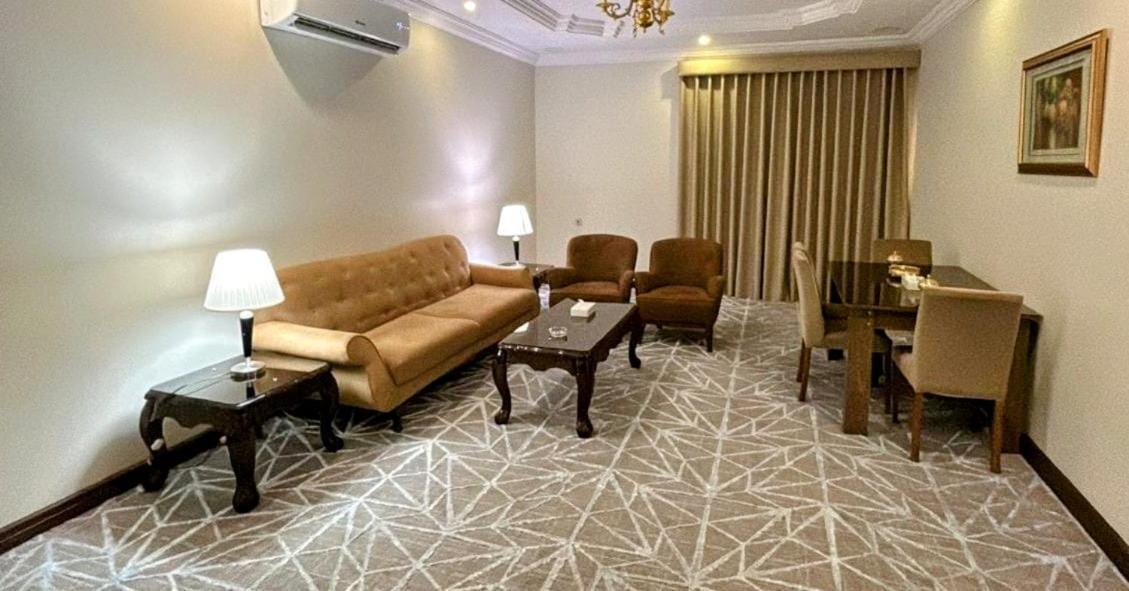 Al Mokhmalia Serviced Apartments Medína Exteriér fotografie