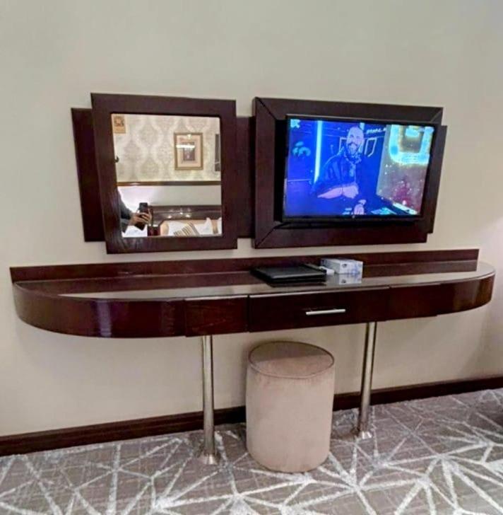 Al Mokhmalia Serviced Apartments Medína Exteriér fotografie