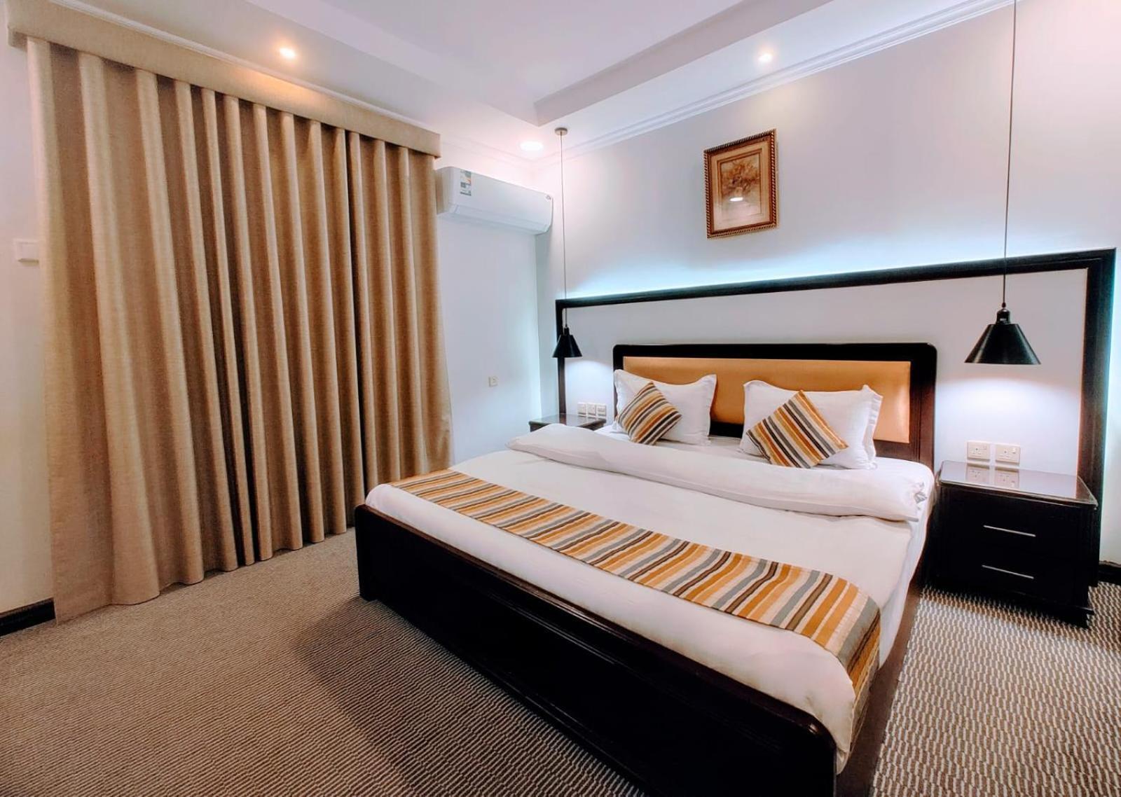 Al Mokhmalia Serviced Apartments Medína Exteriér fotografie