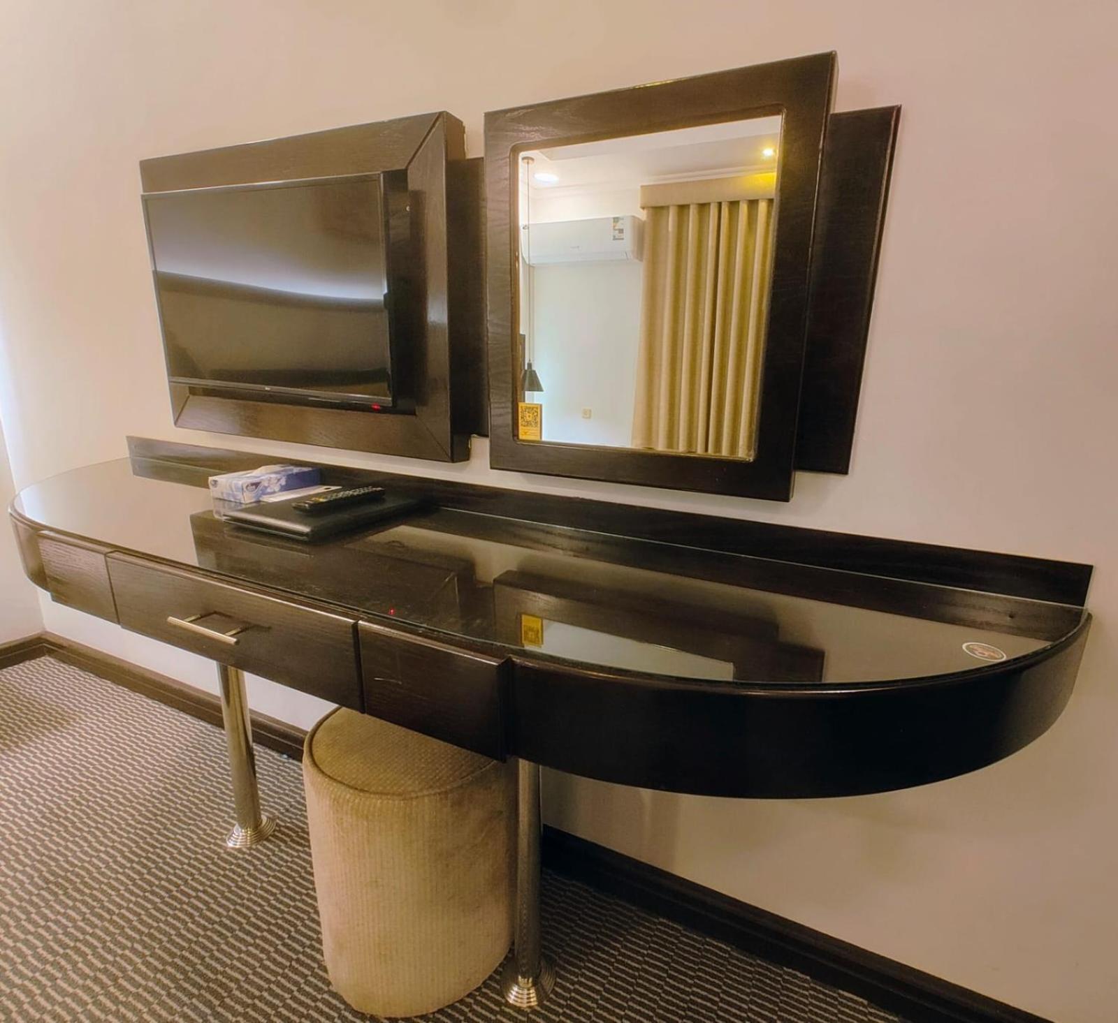 Al Mokhmalia Serviced Apartments Medína Exteriér fotografie