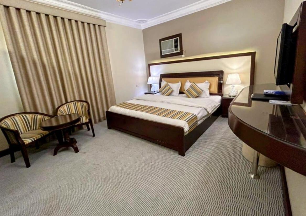 Al Mokhmalia Serviced Apartments Medína Exteriér fotografie