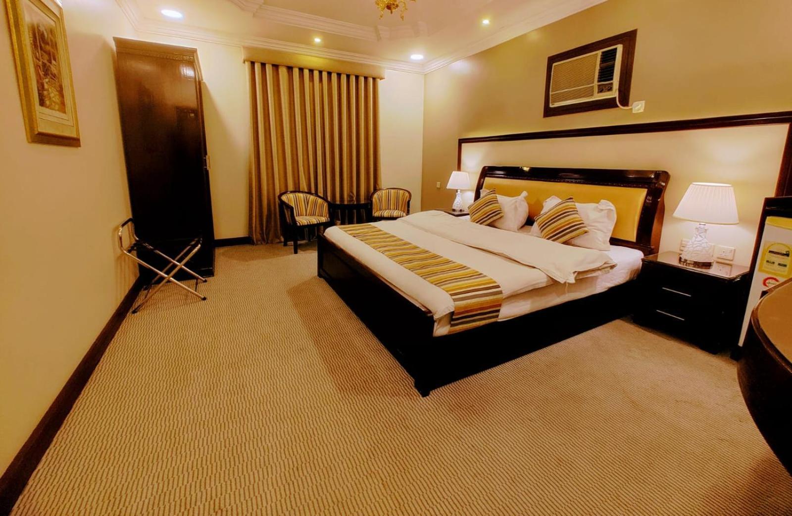 Al Mokhmalia Serviced Apartments Medína Exteriér fotografie